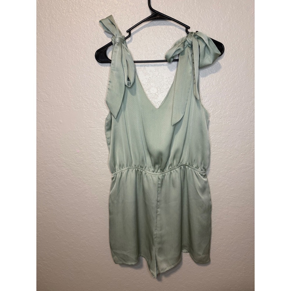 Lelis Collection Romper Tie Strap Sleeveless Sage Green V-Neck Women's Large